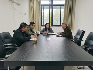 資產(chǎn)經(jīng)營(yíng)有限公司黨支部召開(kāi)會(huì)議...